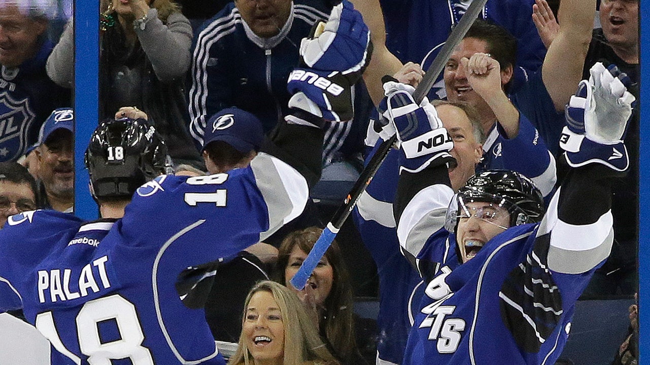 Tyler Johnson's hat trick lifts Lightning